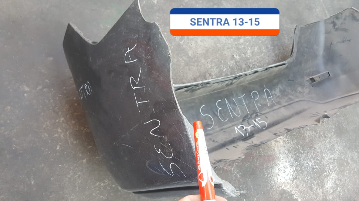 PARACHOQUES POSTERIOR NISSAN SENTRA 2013 AL 2015 CON DETALLE